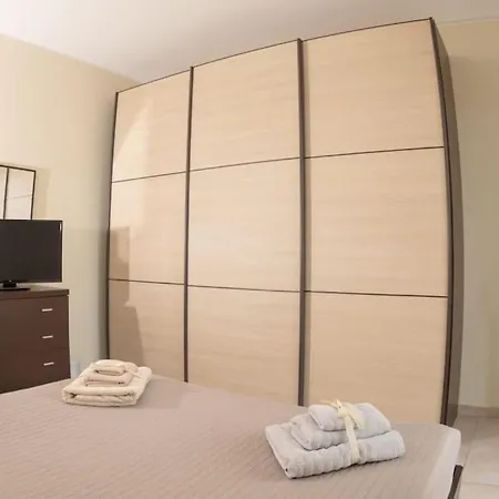 Relaxingholidaysbonsaiapartment Porto SantʼElpidio